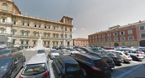 piazza roma auto